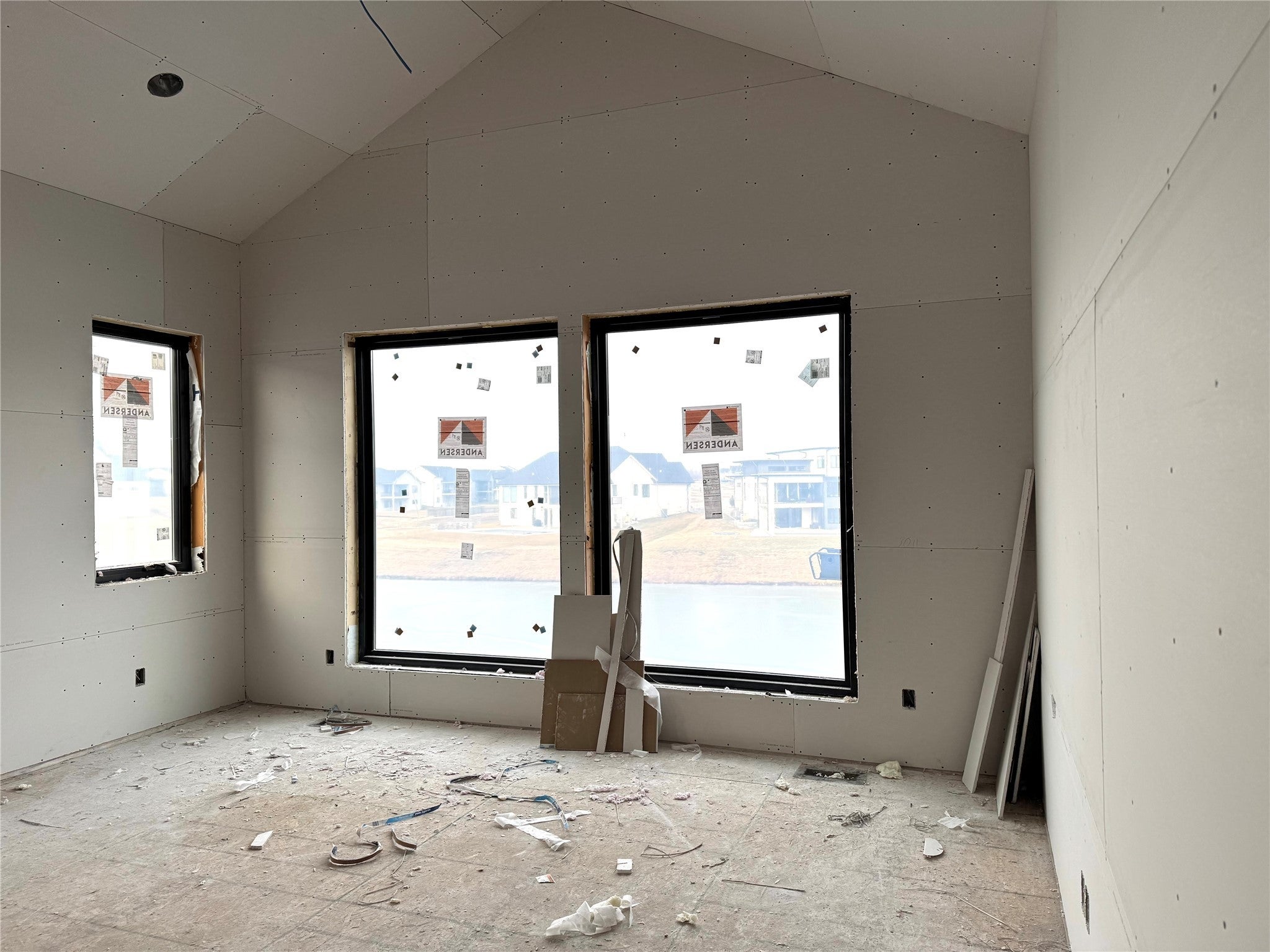 Urbandale, Iowa, 50263, United States, 5 Bedrooms Bedrooms, ,5 BathroomsBathrooms,Residential,Active,1995249