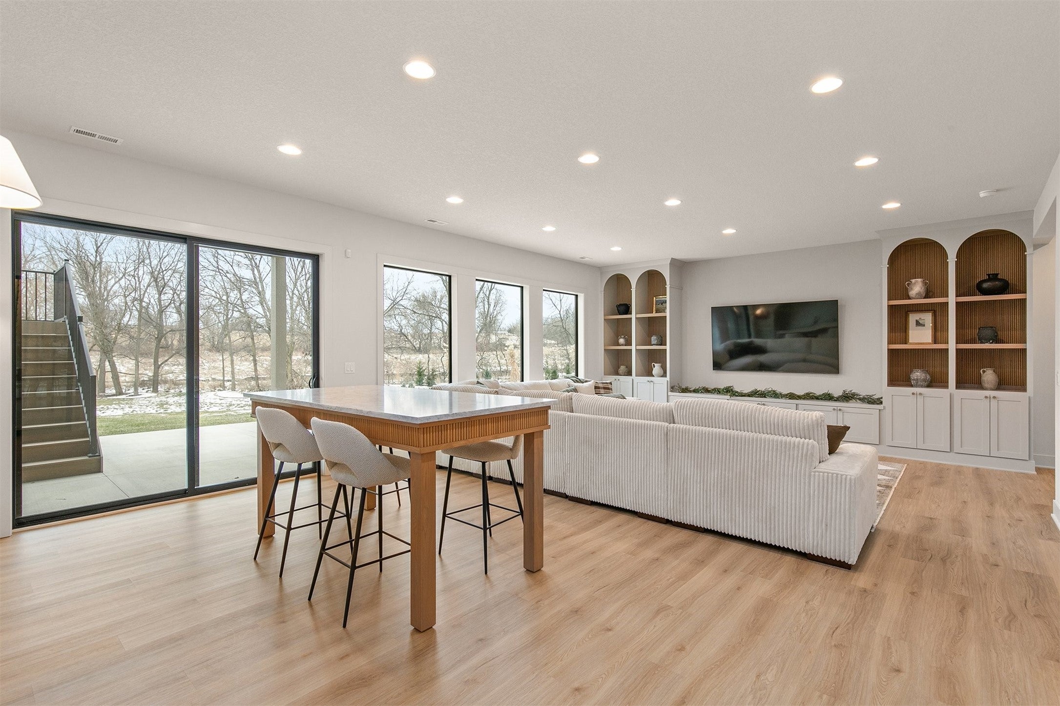 West Des Moines, Iowa, 50266, United States, 4 Bedrooms Bedrooms, ,5 BathroomsBathrooms,Residential,Active,1894164