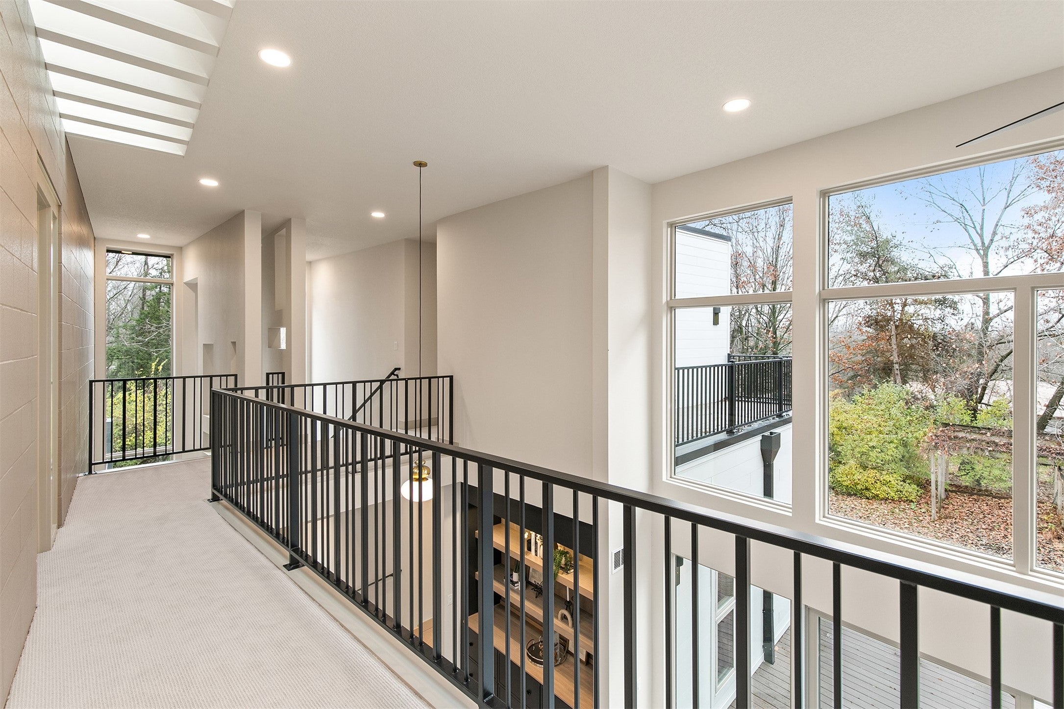 Ankeny, Iowa, 50023, United States, 5 Bedrooms Bedrooms, ,4 BathroomsBathrooms,Residential,Active,1998590