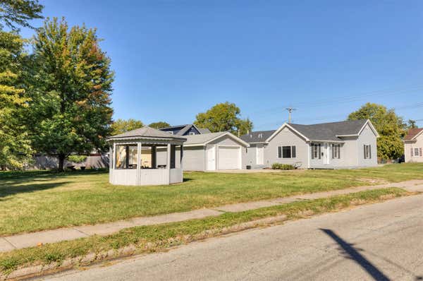 303 W 5TH ST S, NEWTON, IA 50208 - Image 1