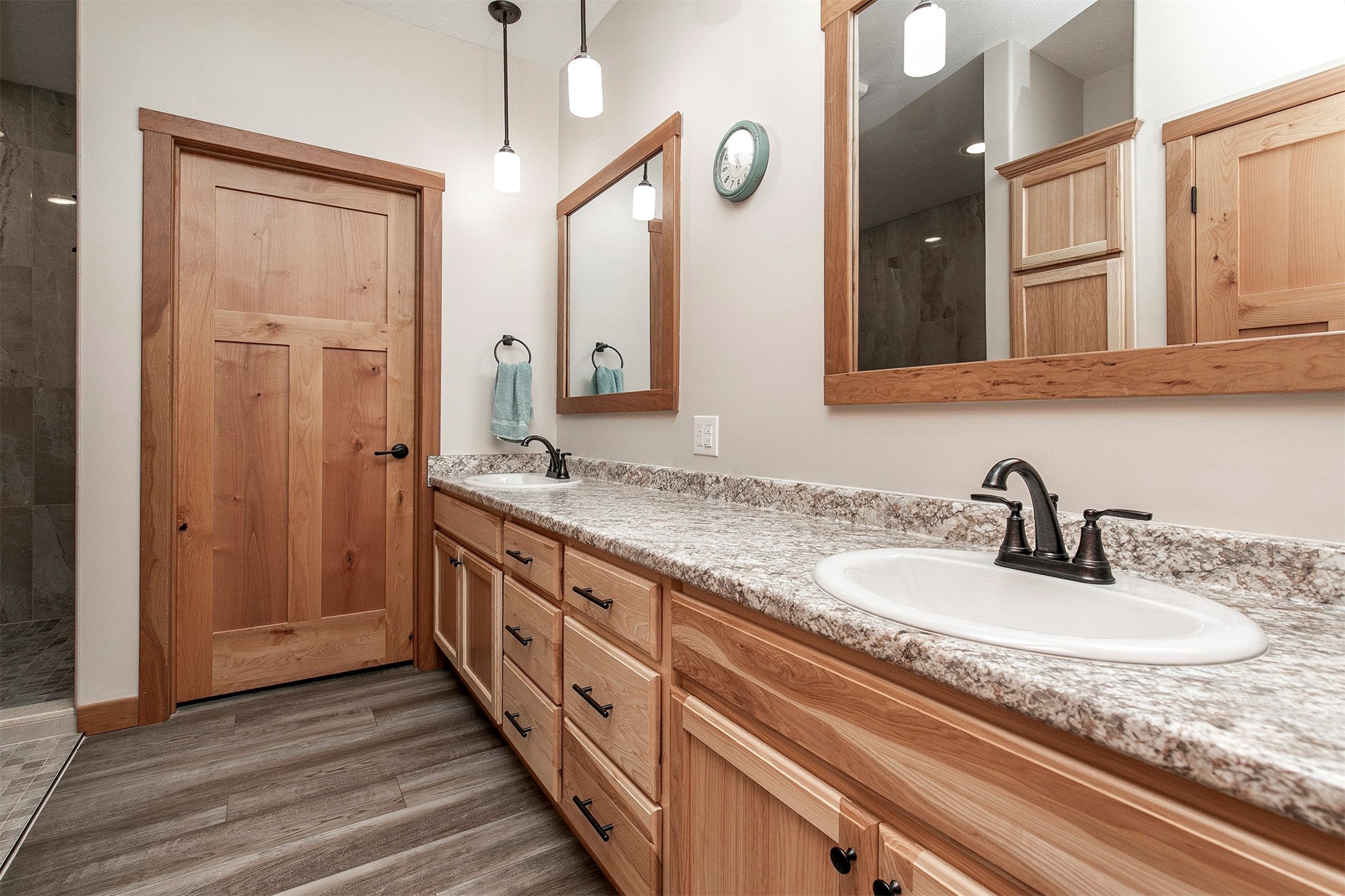 Ellston, Iowa, 50074, United States, 4 Bedrooms Bedrooms, ,3 BathroomsBathrooms,Residential,Active,1769780