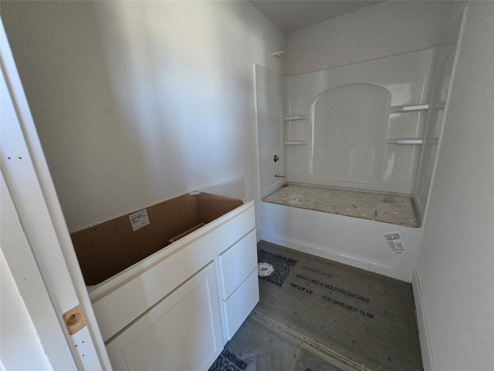 Urbandale, Iowa, 50323, United States, 6 Bedrooms Bedrooms, ,6 BathroomsBathrooms,Residential,Active,1914612