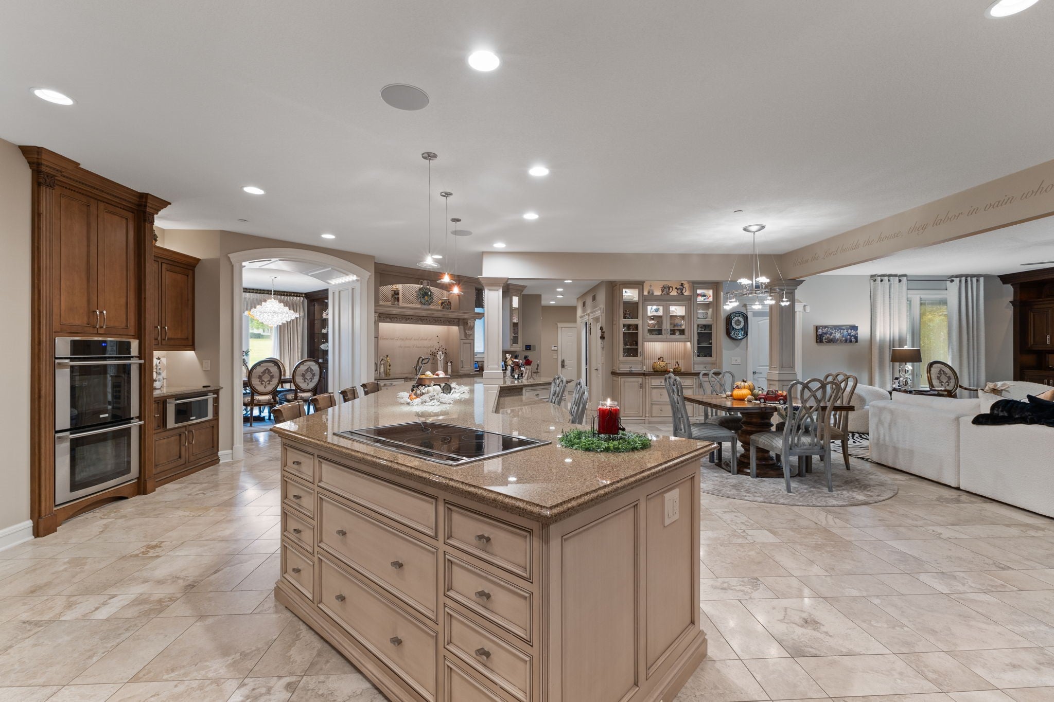 Ankeny, Iowa, 50023, United States, 5 Bedrooms Bedrooms, ,6 BathroomsBathrooms,Residential,Active,1967299