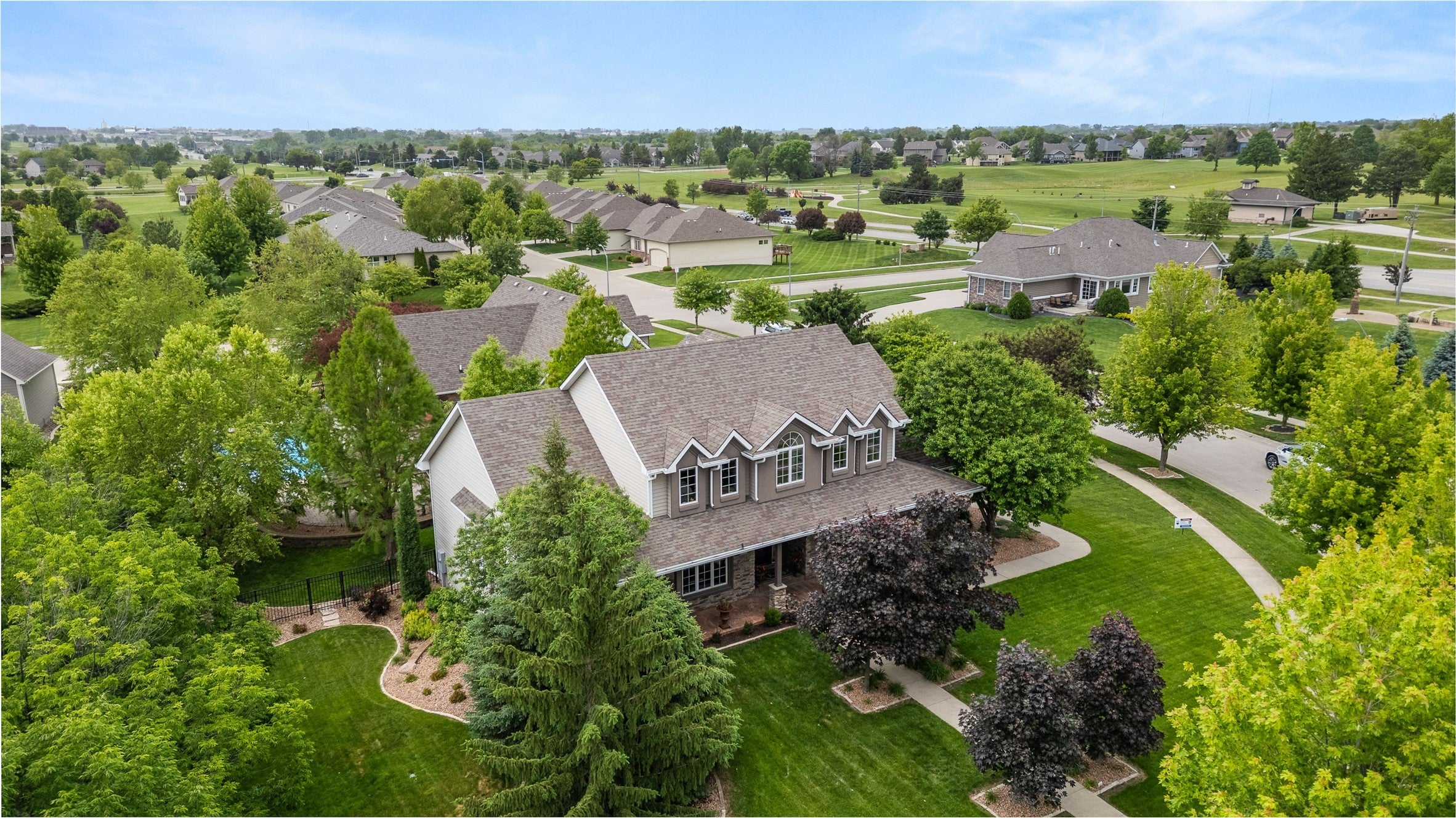 Ankeny, Iowa, 50021, United States, 5 Bedrooms Bedrooms, ,6 BathroomsBathrooms,Residential,Active,1839440