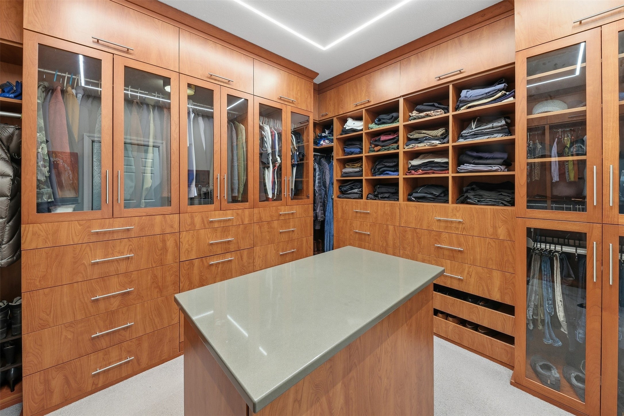 West Des Moines, Iowa, 50266, United States, 5 Bedrooms Bedrooms, ,5 BathroomsBathrooms,Residential,Active,1964503