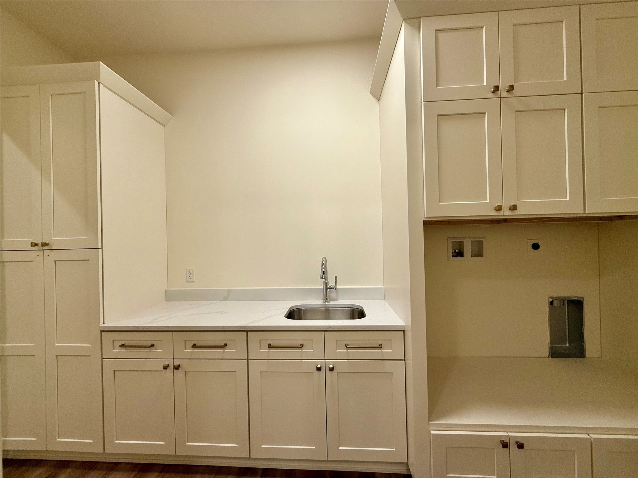 Waukee, Iowa, 50263, United States, 4 Bedrooms Bedrooms, ,5 BathroomsBathrooms,Residential,Active,1968122