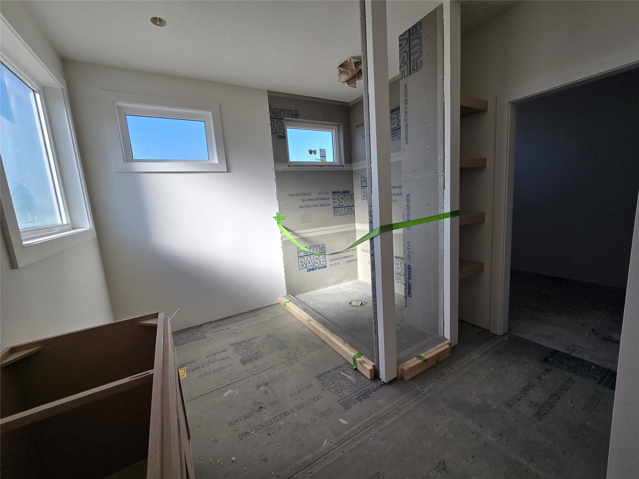 Urbandale, Iowa, 50323, United States, 6 Bedrooms Bedrooms, ,6 BathroomsBathrooms,Residential,Active,1914612