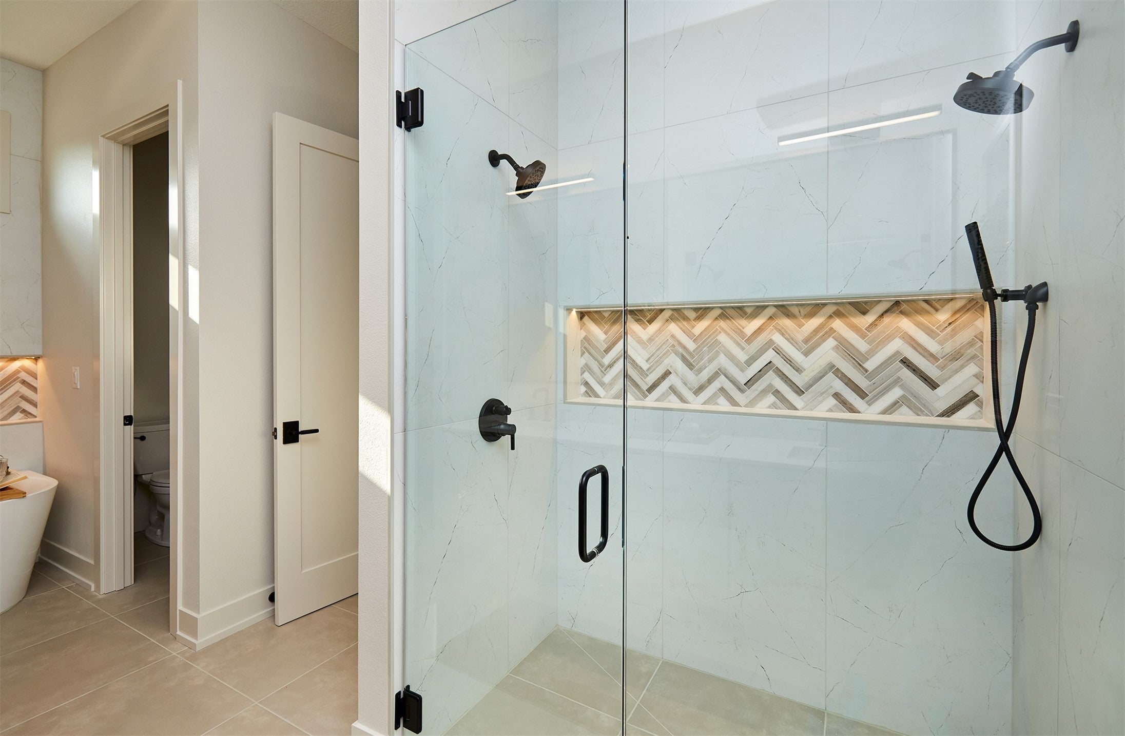 Johnston, Iowa, 50131, United States, 6 Bedrooms Bedrooms, ,3 BathroomsBathrooms,Residential,Active,1943777