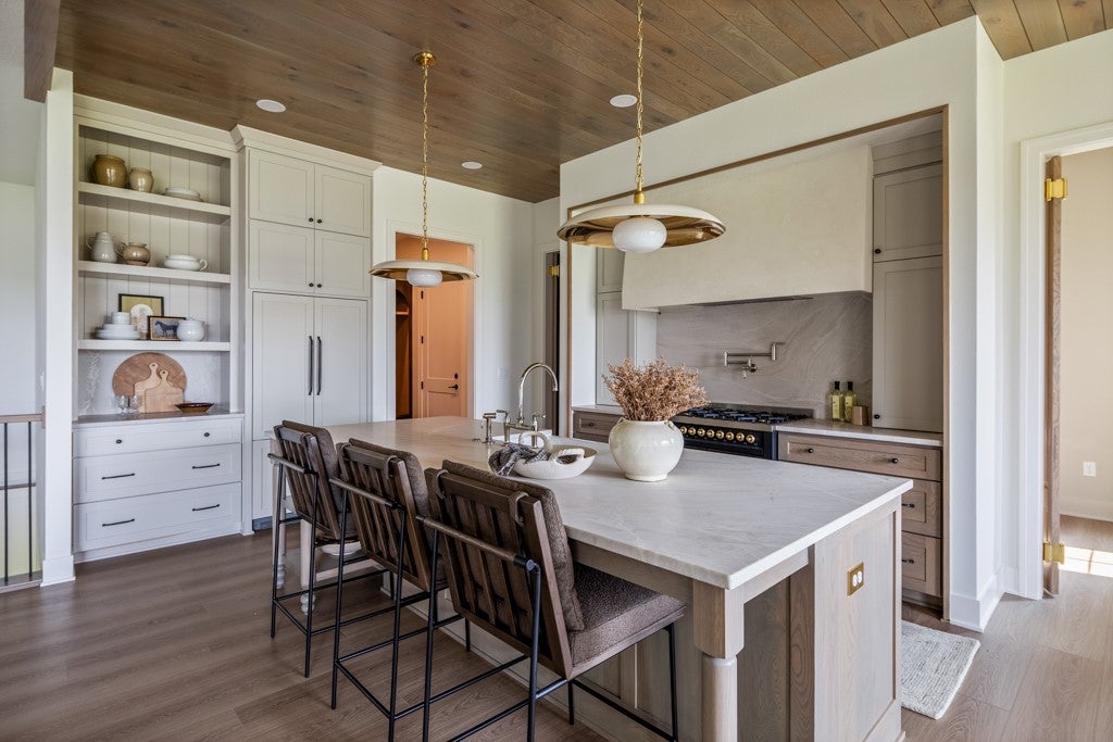 Ankeny, Iowa, 50021, United States, 4 Bedrooms Bedrooms, ,5 BathroomsBathrooms,Residential,Active,1951828