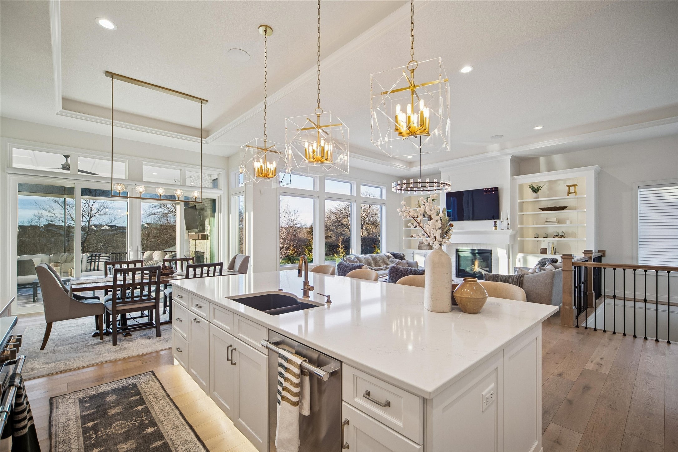 Clive, Iowa, 50325, United States, 4 Bedrooms Bedrooms, ,6 BathroomsBathrooms,Residential,Active,2006851