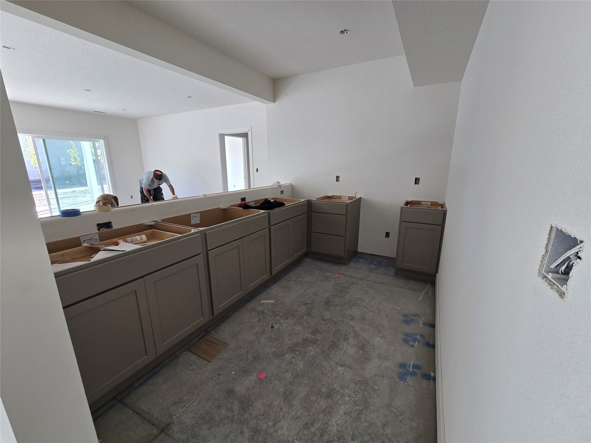 Urbandale, Iowa, 50323, United States, 6 Bedrooms Bedrooms, ,6 BathroomsBathrooms,Residential,Active,1914612