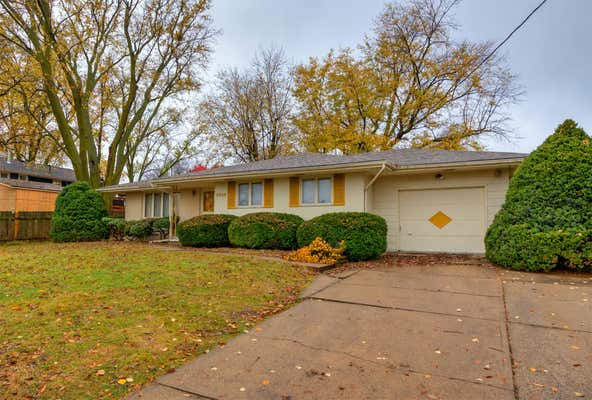 2904 86TH ST, URBANDALE, IA 50322 - Image 1