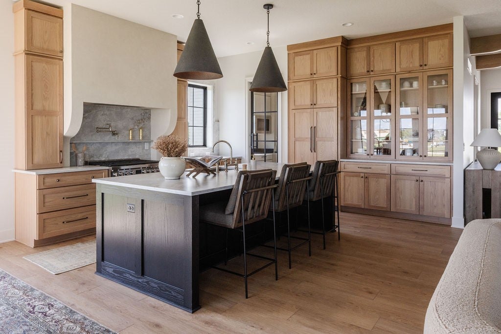 Clive, Iowa, 50325, United States, ,4 BathroomsBathrooms,Residential,Active,1769870