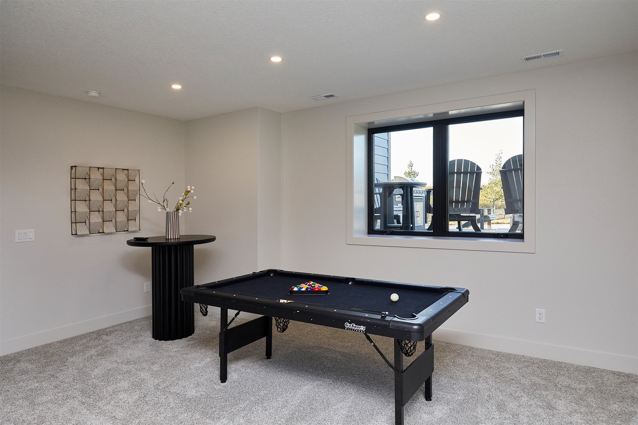 Johnston, Iowa, 50131, United States, 6 Bedrooms Bedrooms, ,3 BathroomsBathrooms,Residential,Active,1943777