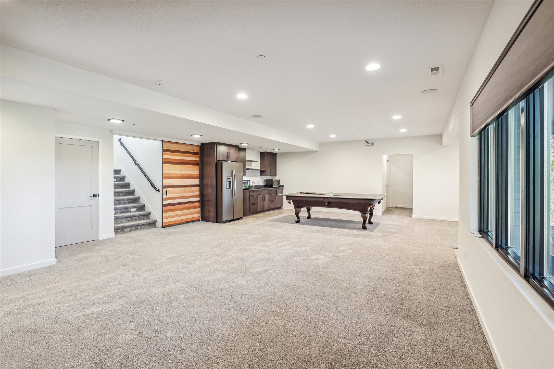 West Des Moines, Iowa, 50265, United States, 5 Bedrooms Bedrooms, ,5 BathroomsBathrooms,Residential,Active,1824575