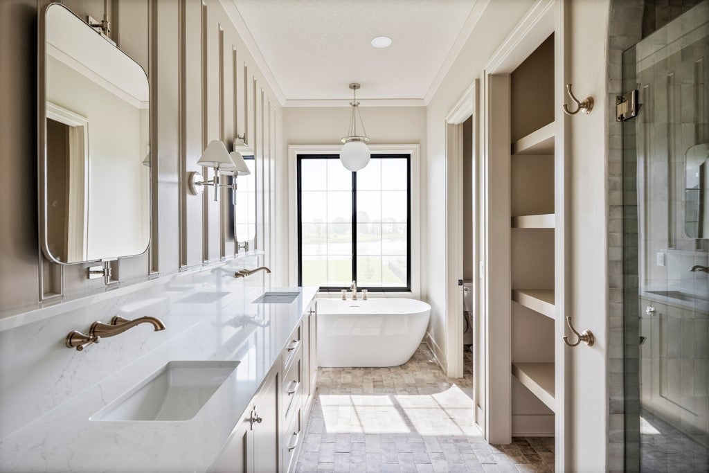 Ankeny, Iowa, 50021, United States, 4 Bedrooms Bedrooms, ,5 BathroomsBathrooms,Residential,Active,1951828