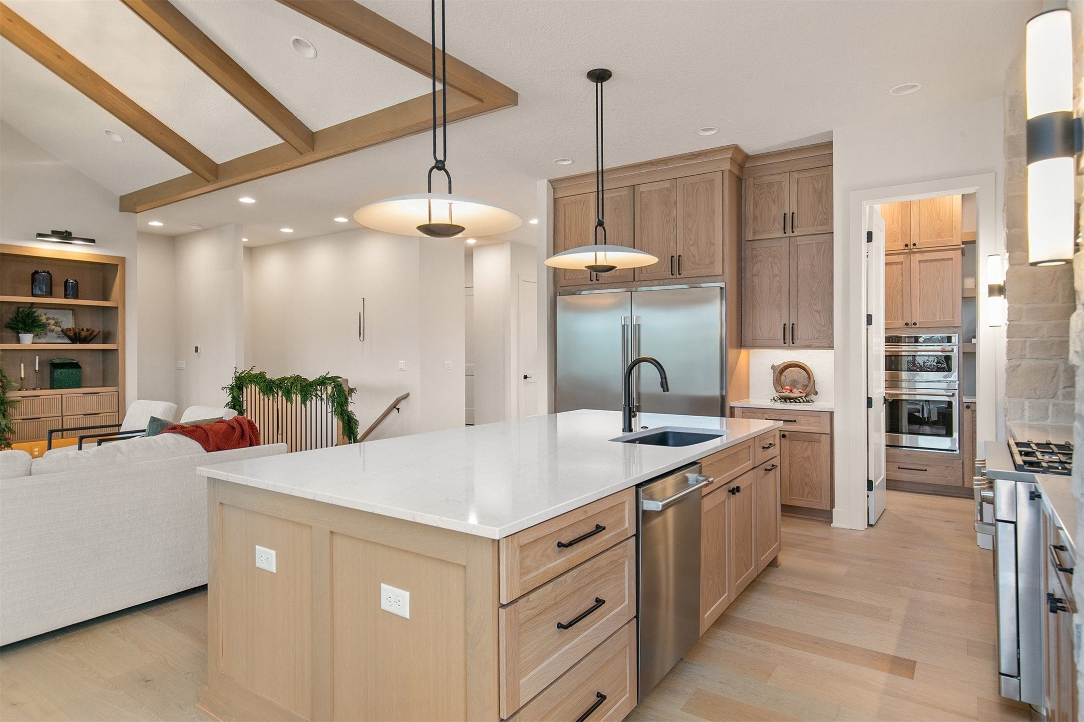 West Des Moines, Iowa, 50266, United States, 4 Bedrooms Bedrooms, ,5 BathroomsBathrooms,Residential,Active,1894164