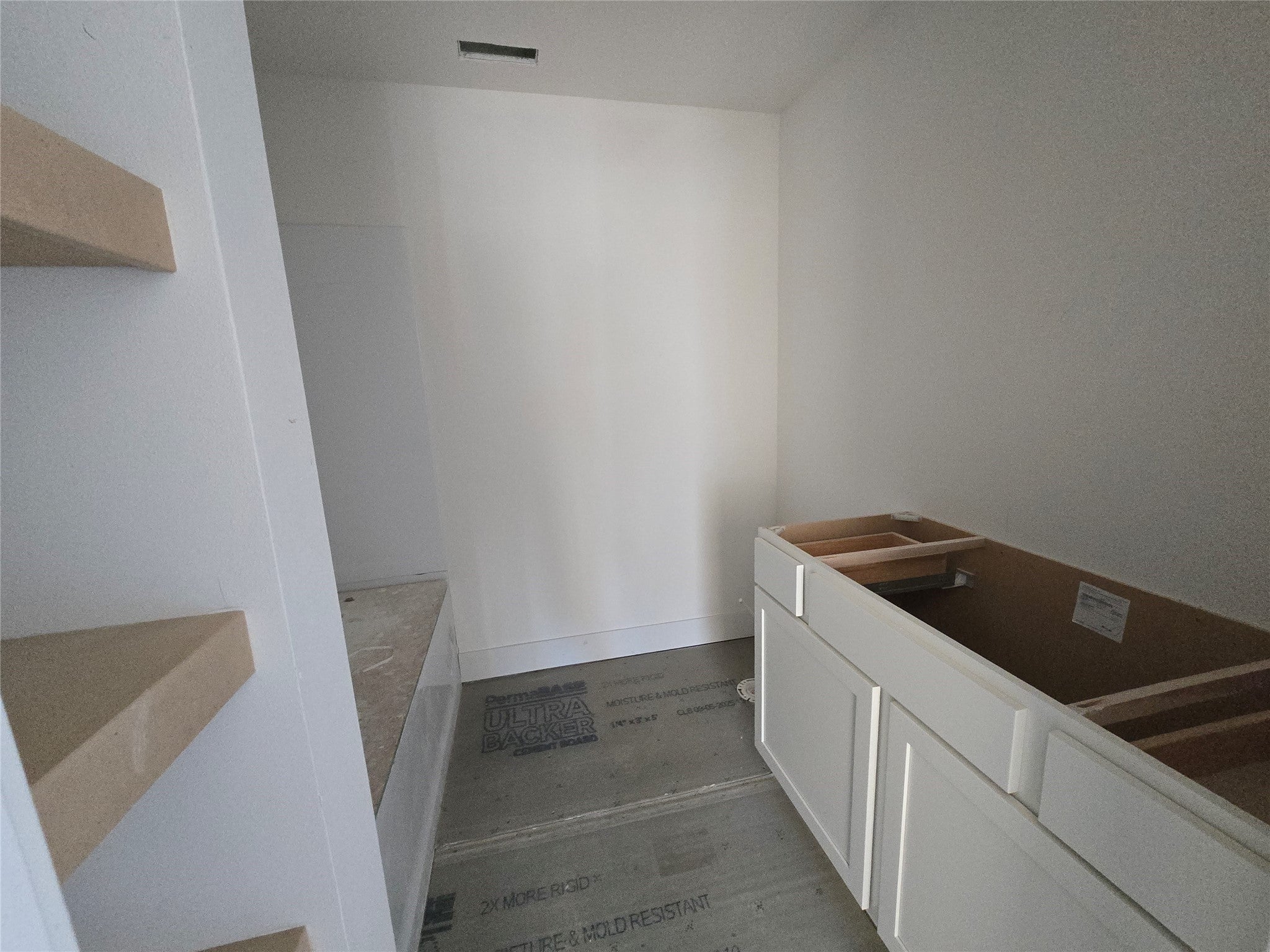 Urbandale, Iowa, 50323, United States, 6 Bedrooms Bedrooms, ,6 BathroomsBathrooms,Residential,Active,1914612