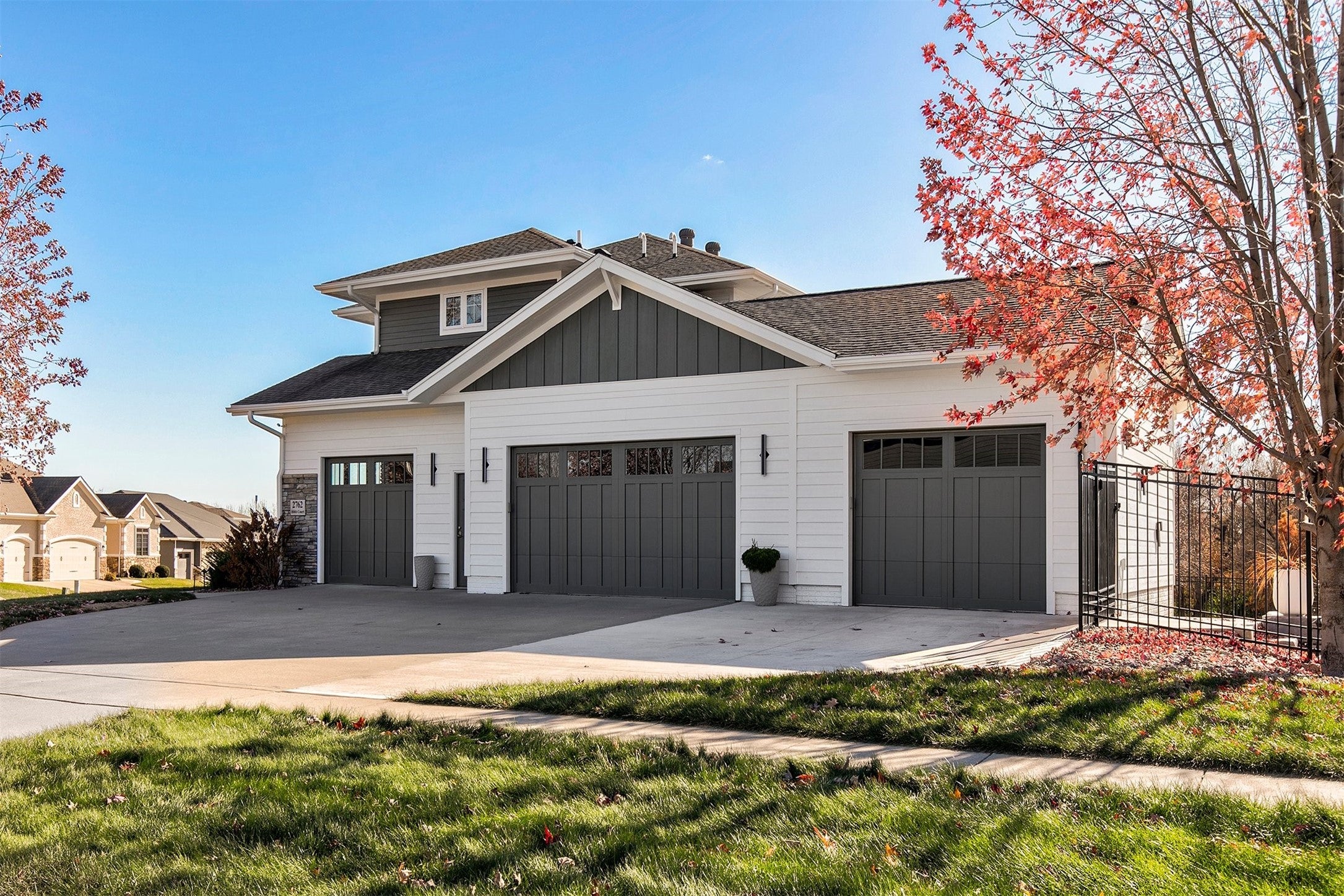 Clive, Iowa, 50325, United States, 5 Bedrooms Bedrooms, ,6 BathroomsBathrooms,Residential,Active,1993639