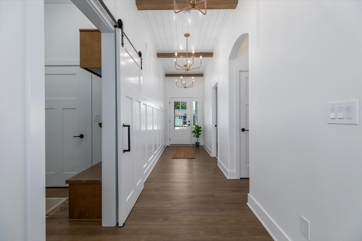 Ellston, Iowa, 50074, United States, 5 Bedrooms Bedrooms, ,3 BathroomsBathrooms,Residential,Active,1742141