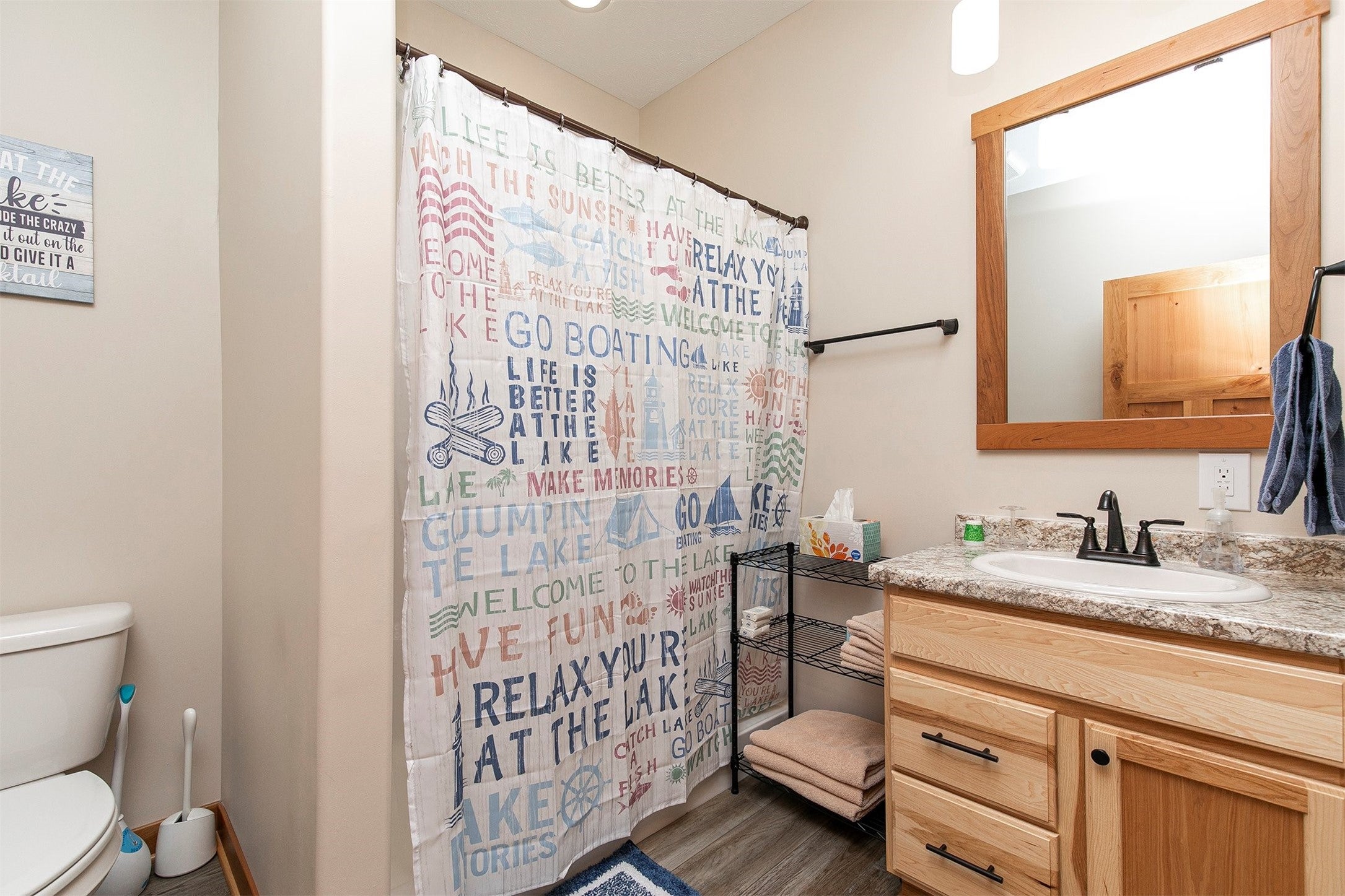 Ellston, Iowa, 50074, United States, 4 Bedrooms Bedrooms, ,3 BathroomsBathrooms,Residential,Active,2007034