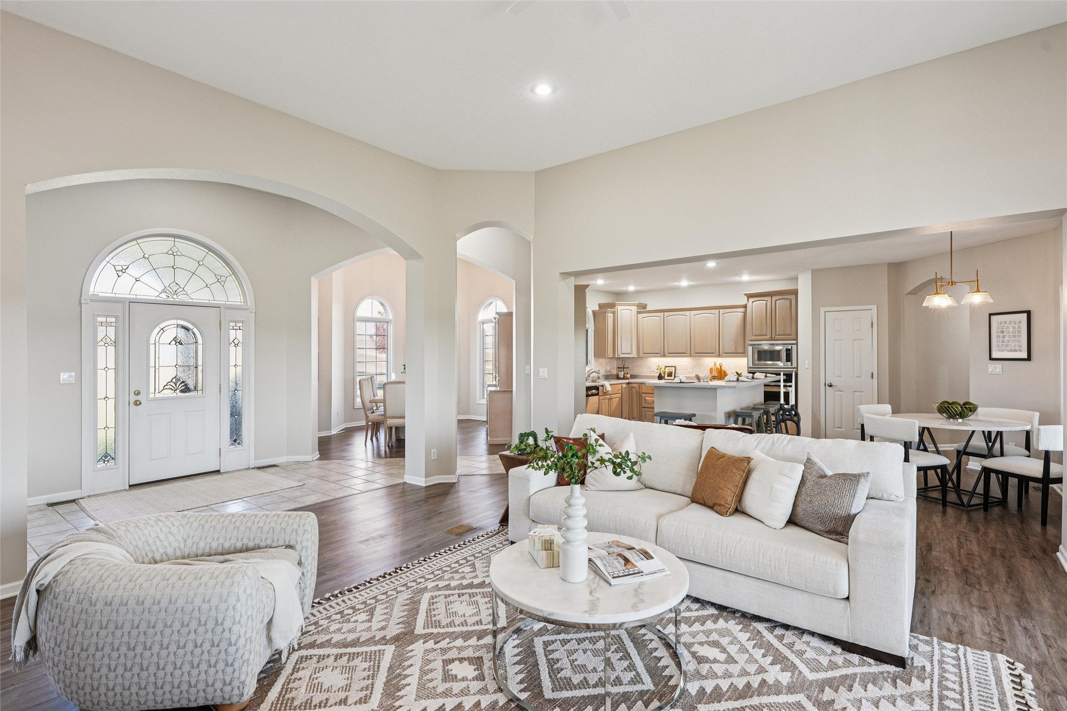 Granger, Iowa, 50109, United States, 3 Bedrooms Bedrooms, ,3 BathroomsBathrooms,Residential,Active,1968368