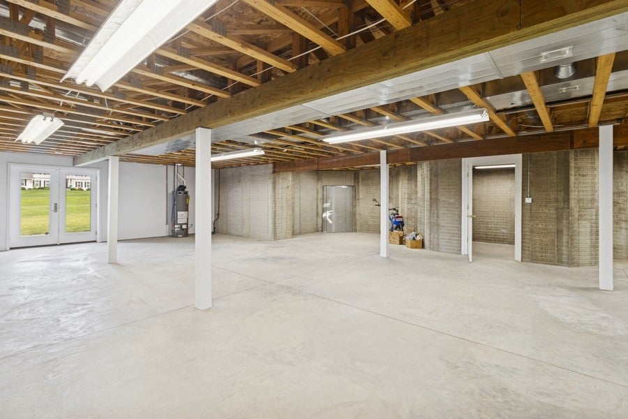 Granger, Iowa, 50109, United States, 3 Bedrooms Bedrooms, ,3 BathroomsBathrooms,Residential,Active,1968368