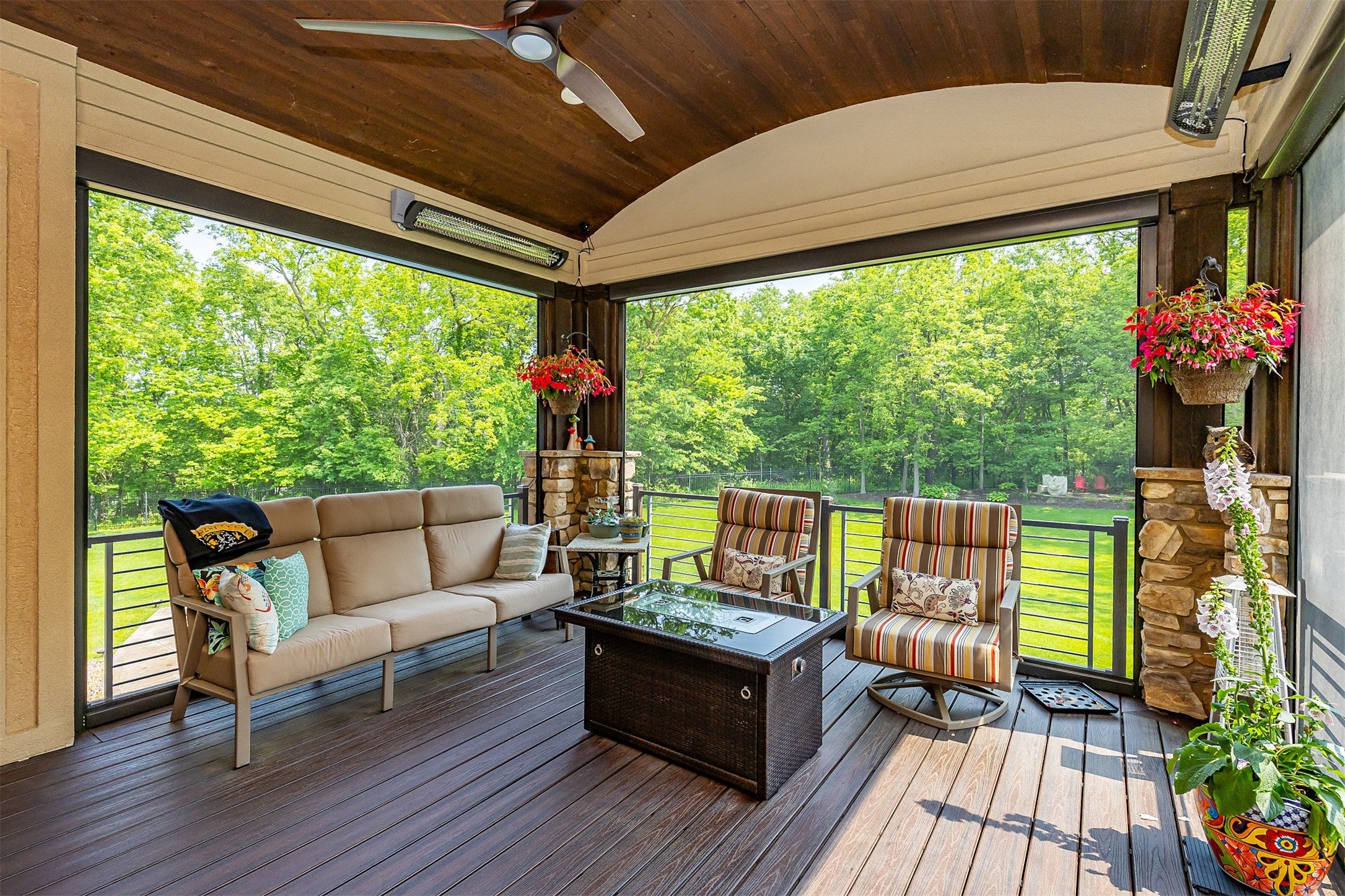 Grimes, Iowa, 50111, United States, 5 Bedrooms Bedrooms, ,7 BathroomsBathrooms,Residential,Active,1971781