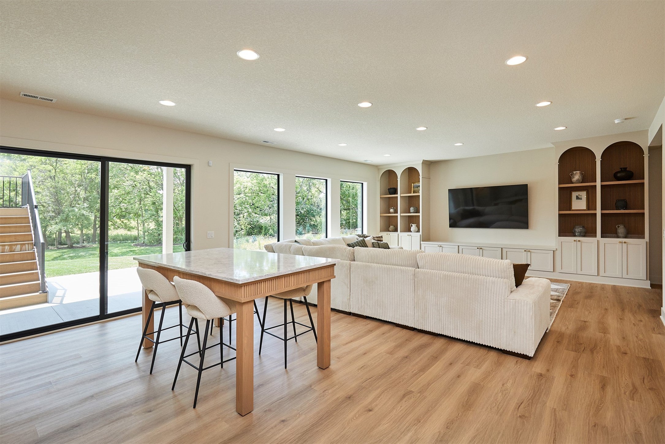 West Des Moines, Iowa, 50266, United States, 4 Bedrooms Bedrooms, ,5 BathroomsBathrooms,Residential,Active,1894164