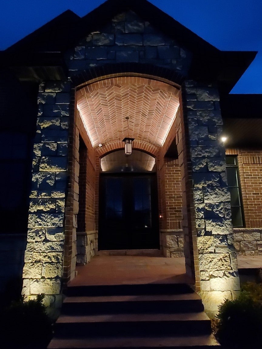 Urbandale, Iowa, 50323, United States, 5 Bedrooms Bedrooms, ,6 BathroomsBathrooms,Residential,Active,2030589