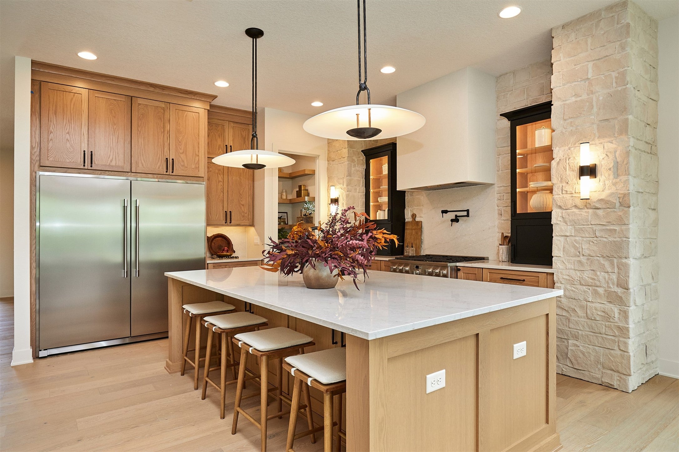 West Des Moines, Iowa, 50266, United States, 4 Bedrooms Bedrooms, ,5 BathroomsBathrooms,Residential,Active,1894164