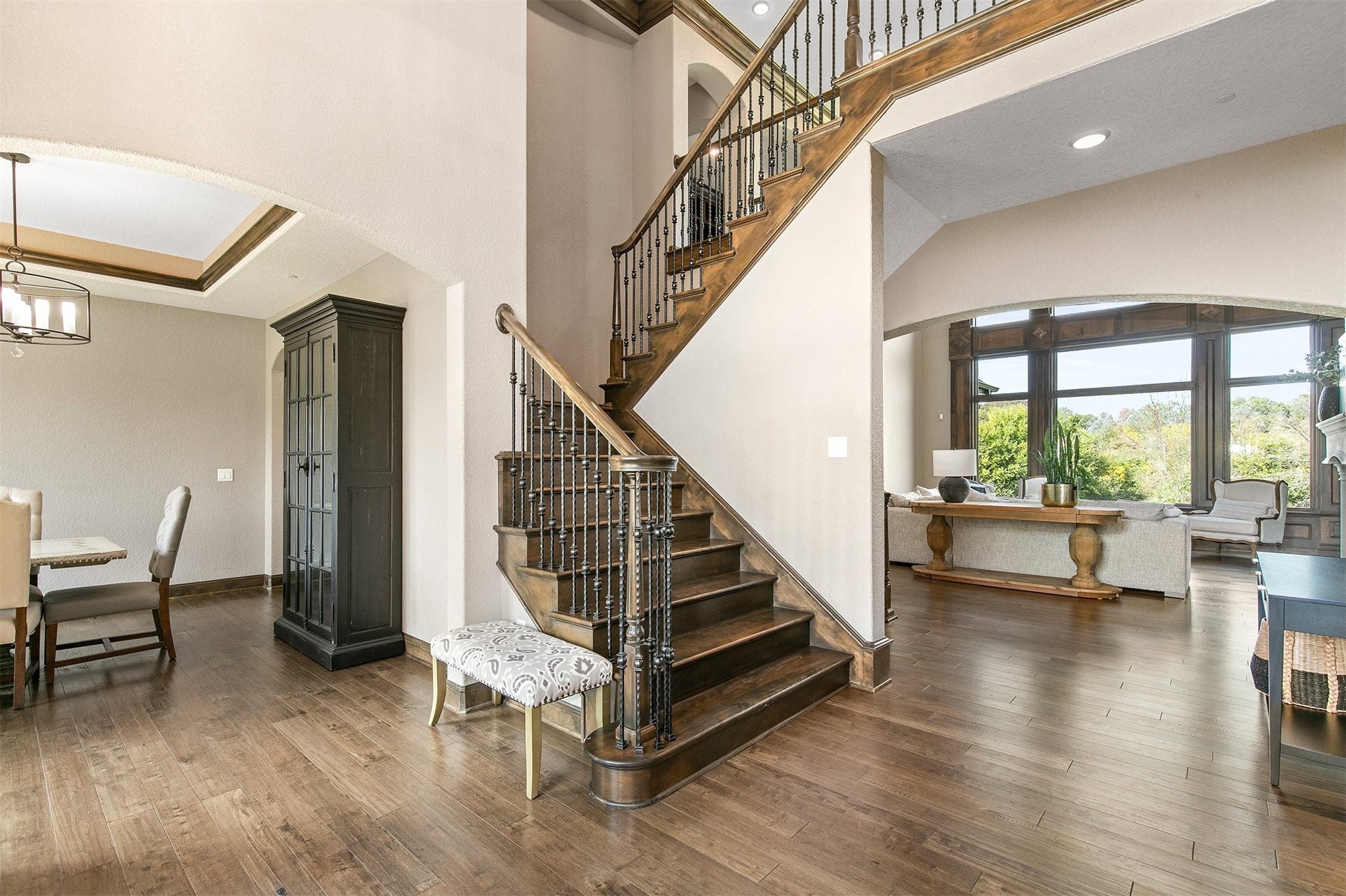 West Des Moines, Iowa, 50266, United States, 6 Bedrooms Bedrooms, ,5 BathroomsBathrooms,Residential,Active,1971022