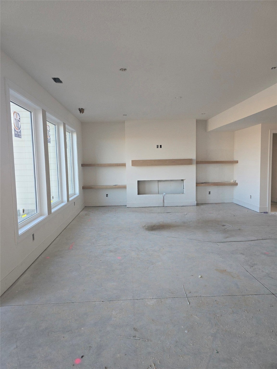 Urbandale, Iowa, 50323, United States, 5 Bedrooms Bedrooms, ,5 BathroomsBathrooms,Residential,Active,2007096