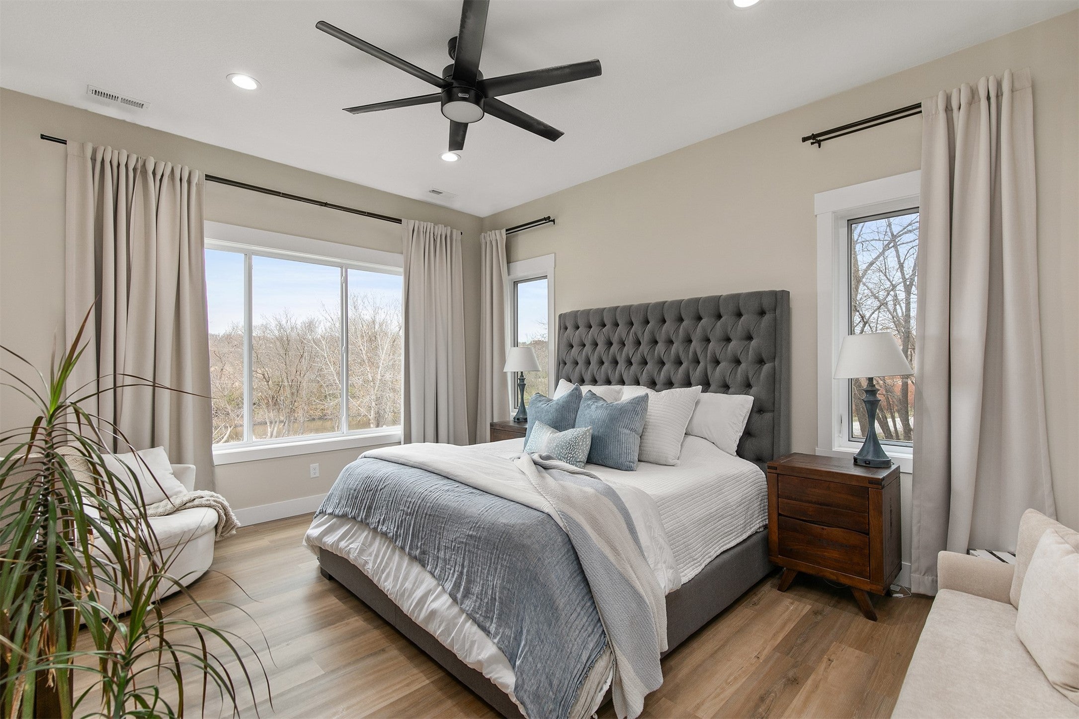 Adel, Iowa, 50003, United States, 3 Bedrooms Bedrooms, ,2 BathroomsBathrooms,Residential,Active,2009856