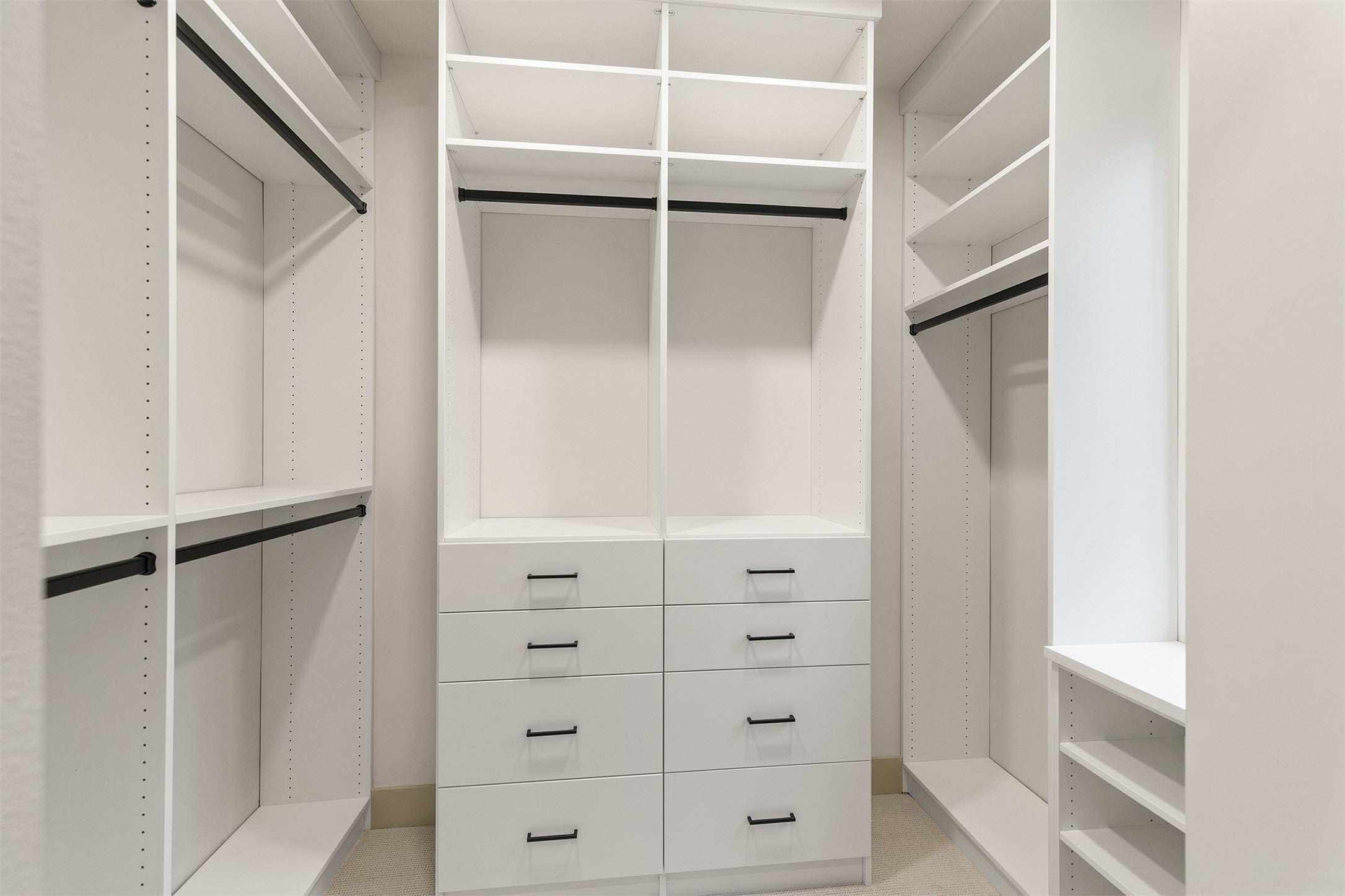 Ankeny, Iowa, 50023, United States, 5 Bedrooms Bedrooms, ,4 BathroomsBathrooms,Residential,Active,1998590