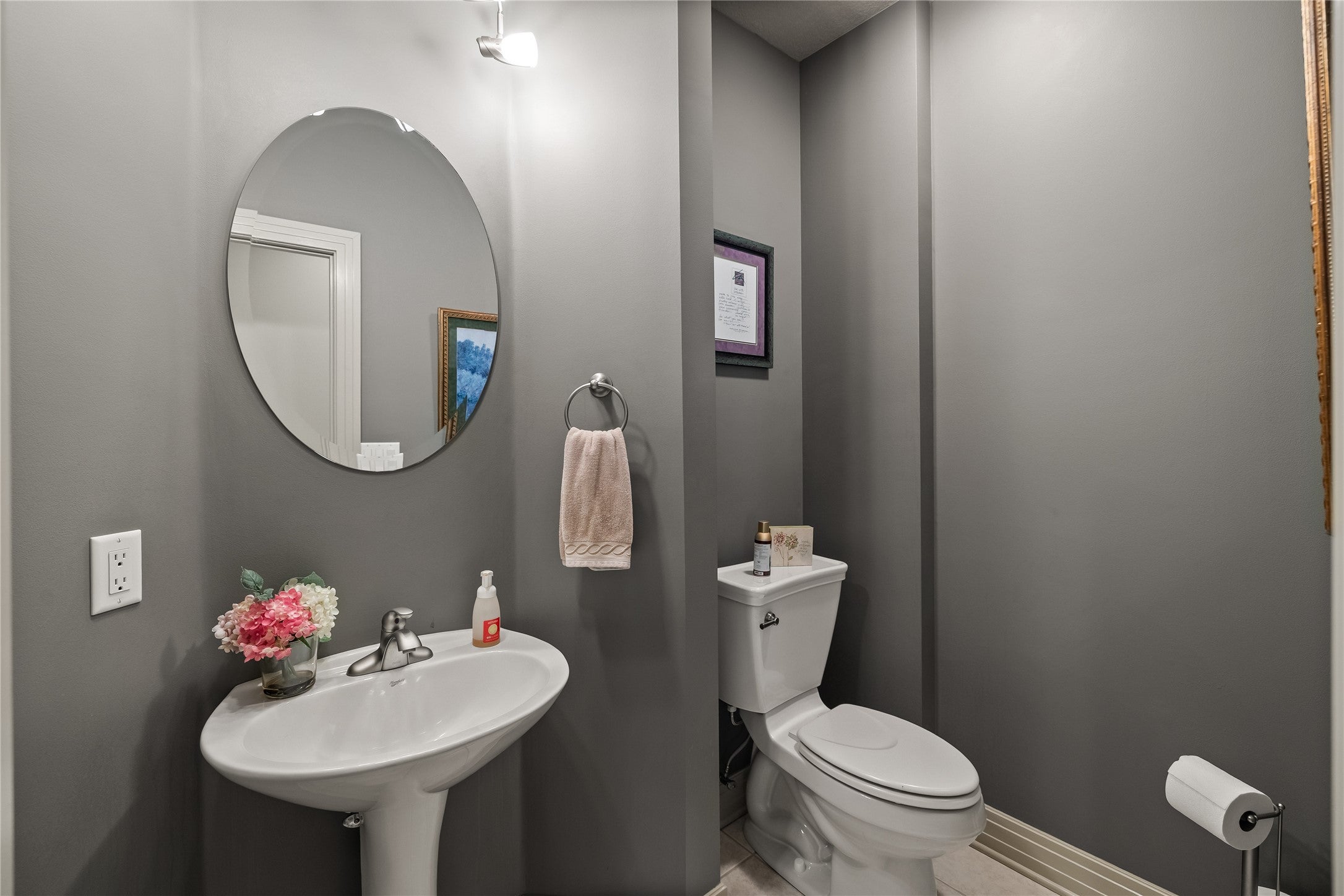 Ankeny, Iowa, 50021, United States, 5 Bedrooms Bedrooms, ,6 BathroomsBathrooms,Residential,Active,1839440