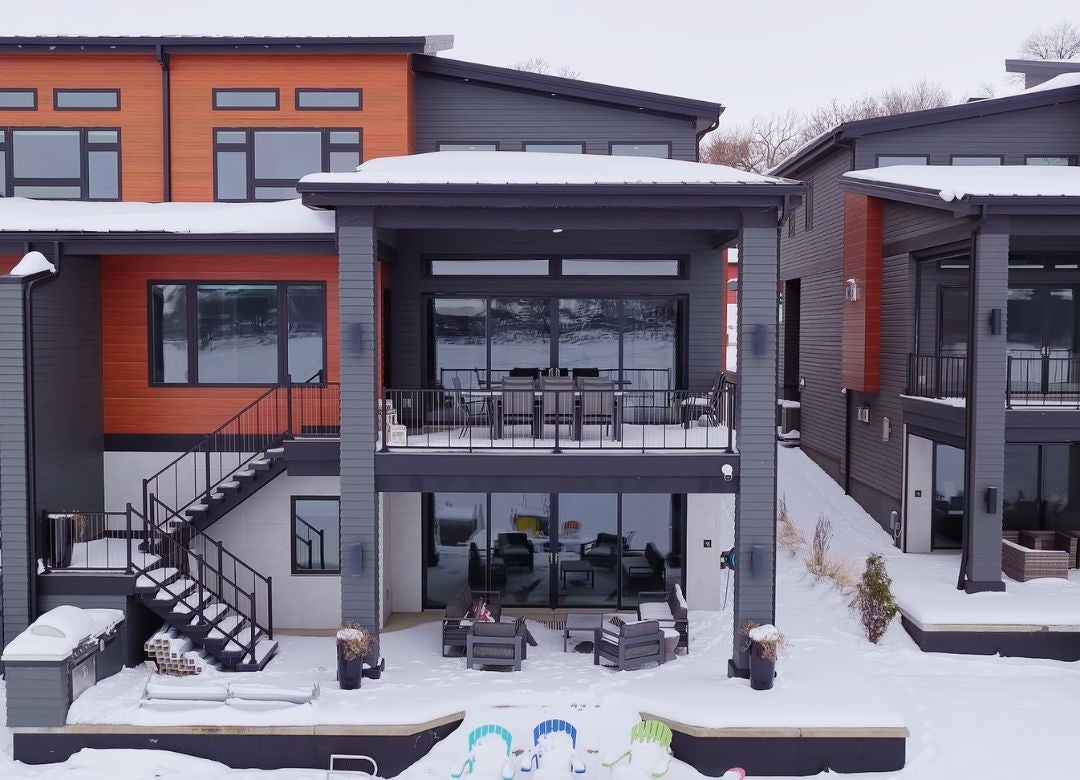 Spirit Lake, Iowa, 51360, United States, 7 Bedrooms Bedrooms, ,6 BathroomsBathrooms,Residential,Active,2007135