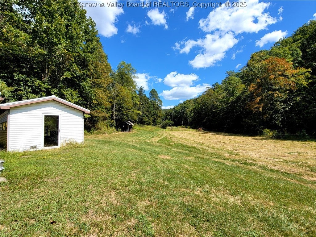 Culloden, West Virginia, 25510, United States, 3 Bedrooms Bedrooms, ,4 BathroomsBathrooms,Residential,Active,1972176