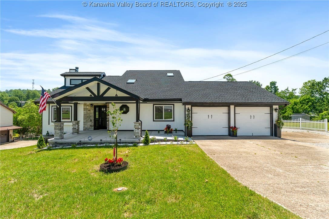 8 Ellis Drive Ellis Dr  