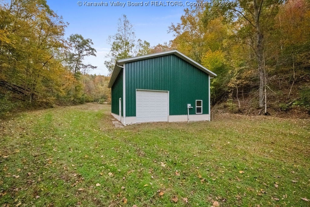 Culloden, West Virginia, 25510, United States, 3 Bedrooms Bedrooms, ,4 BathroomsBathrooms,Residential,Active,1972176