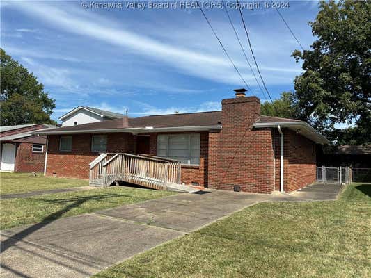 2038 WASHINGTON AVE, SAINT ALBANS, WV 25177 - Image 1