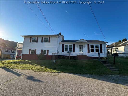 477 KANAWHA AVE, MADISON, WV 25130 - Image 1