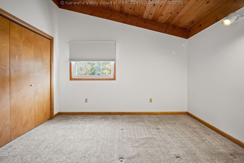 Culloden, West Virginia, 25510, United States, 3 Bedrooms Bedrooms, ,4 BathroomsBathrooms,Residential,Active,1972176