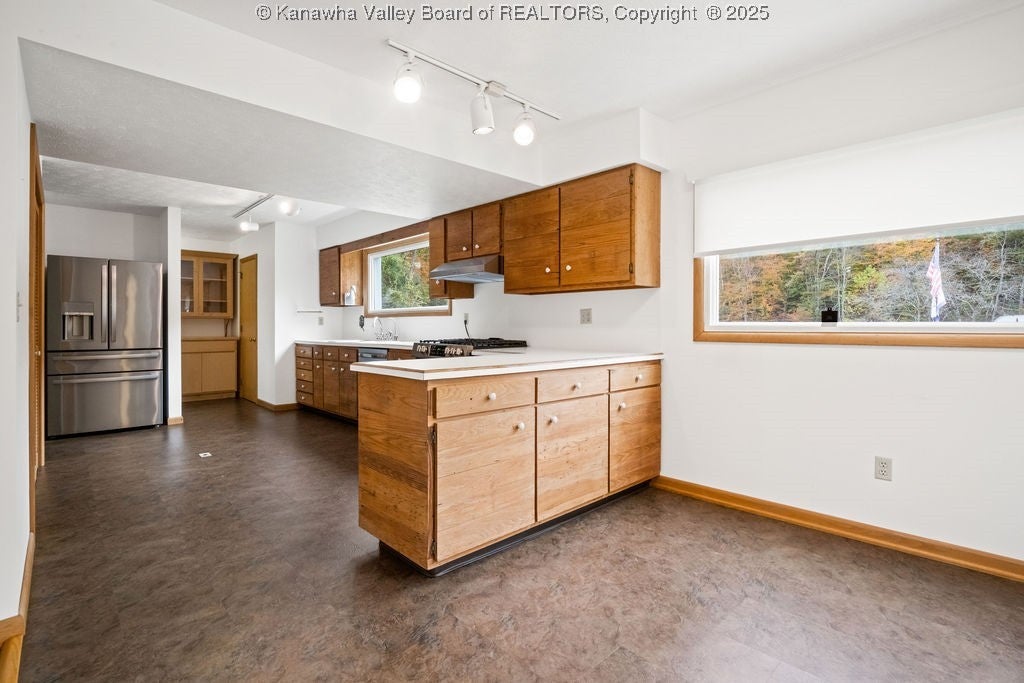 Culloden, West Virginia, 25510, United States, 3 Bedrooms Bedrooms, ,4 BathroomsBathrooms,Residential,Active,1972176