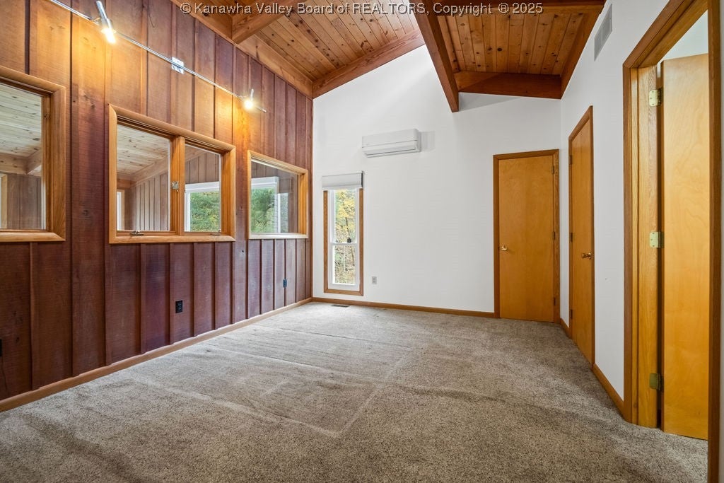 Culloden, West Virginia, 25510, United States, 3 Bedrooms Bedrooms, ,4 BathroomsBathrooms,Residential,Active,1972176