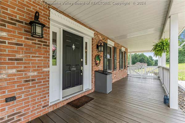 319 QUAIL DR, ONA, WV 25545, photo 2 of 33