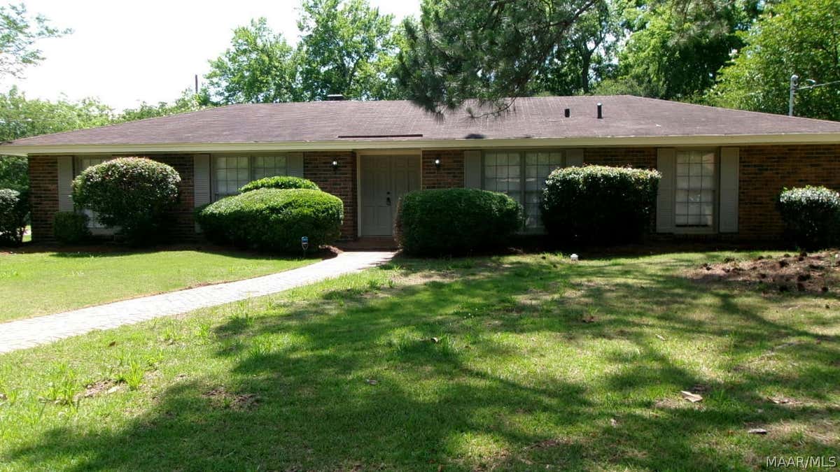 1954 WORLEY LN, MONTGOMERY, AL 36106, photo 1 of 45