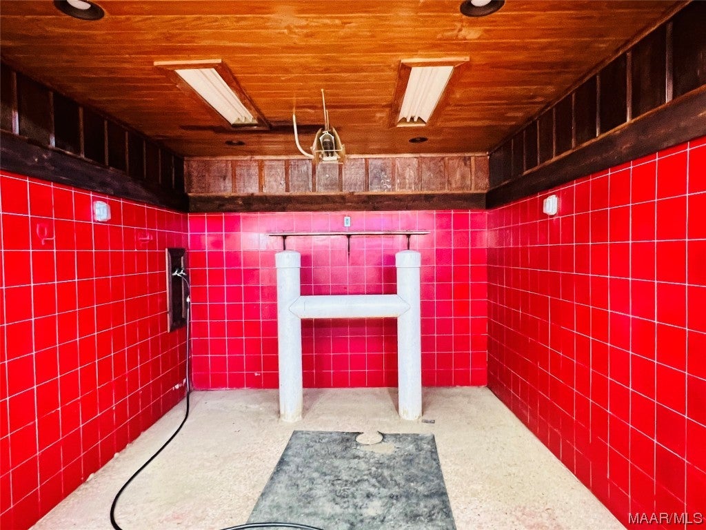 Wetumpka, Alabama, 36092, United States, ,2 BathroomsBathrooms,Residential,Active,1702299