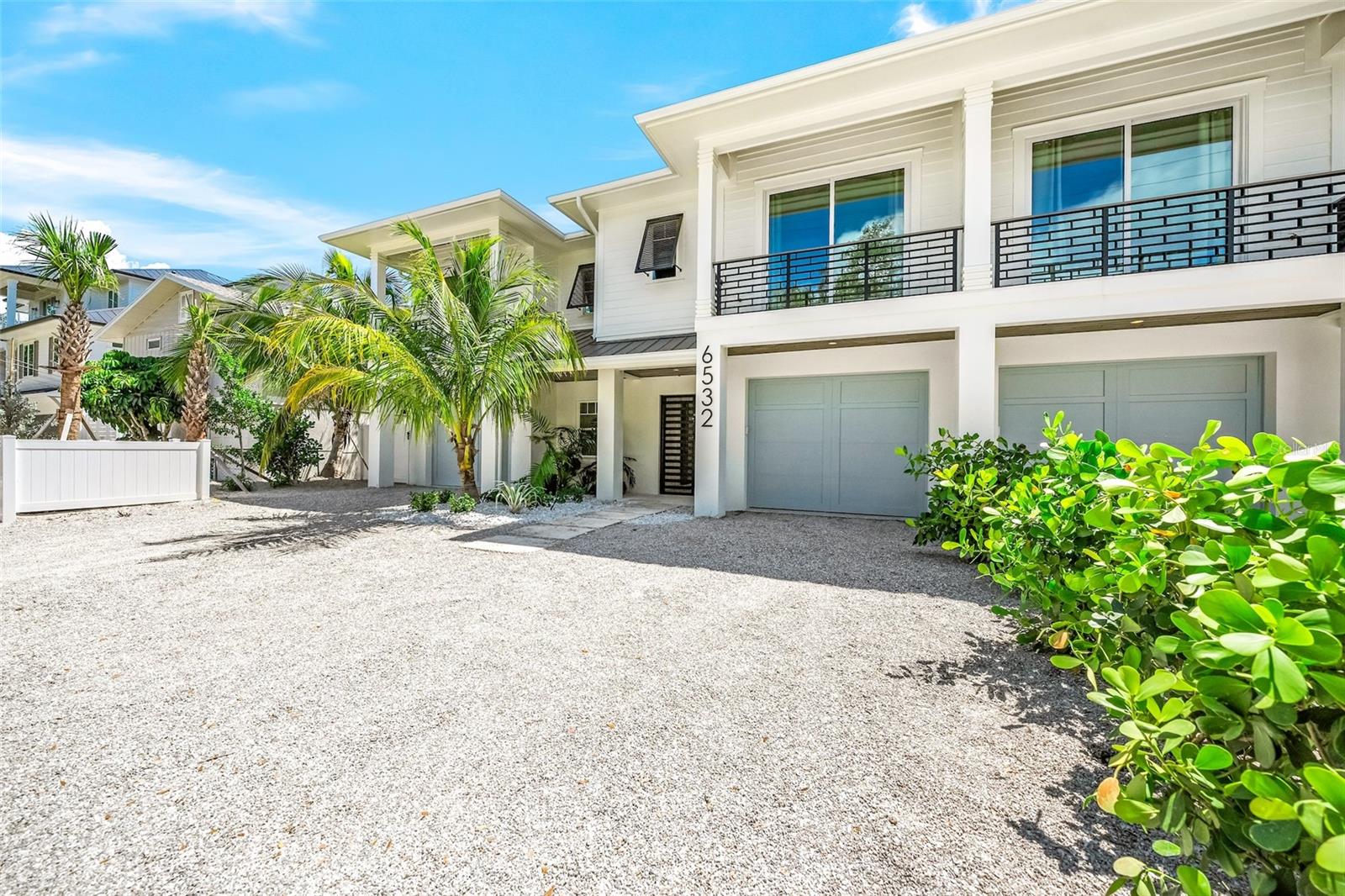 Sarasota, Florida, 34242, United States, 4 Bedrooms Bedrooms, ,5 BathroomsBathrooms,Residential,Active,1922294