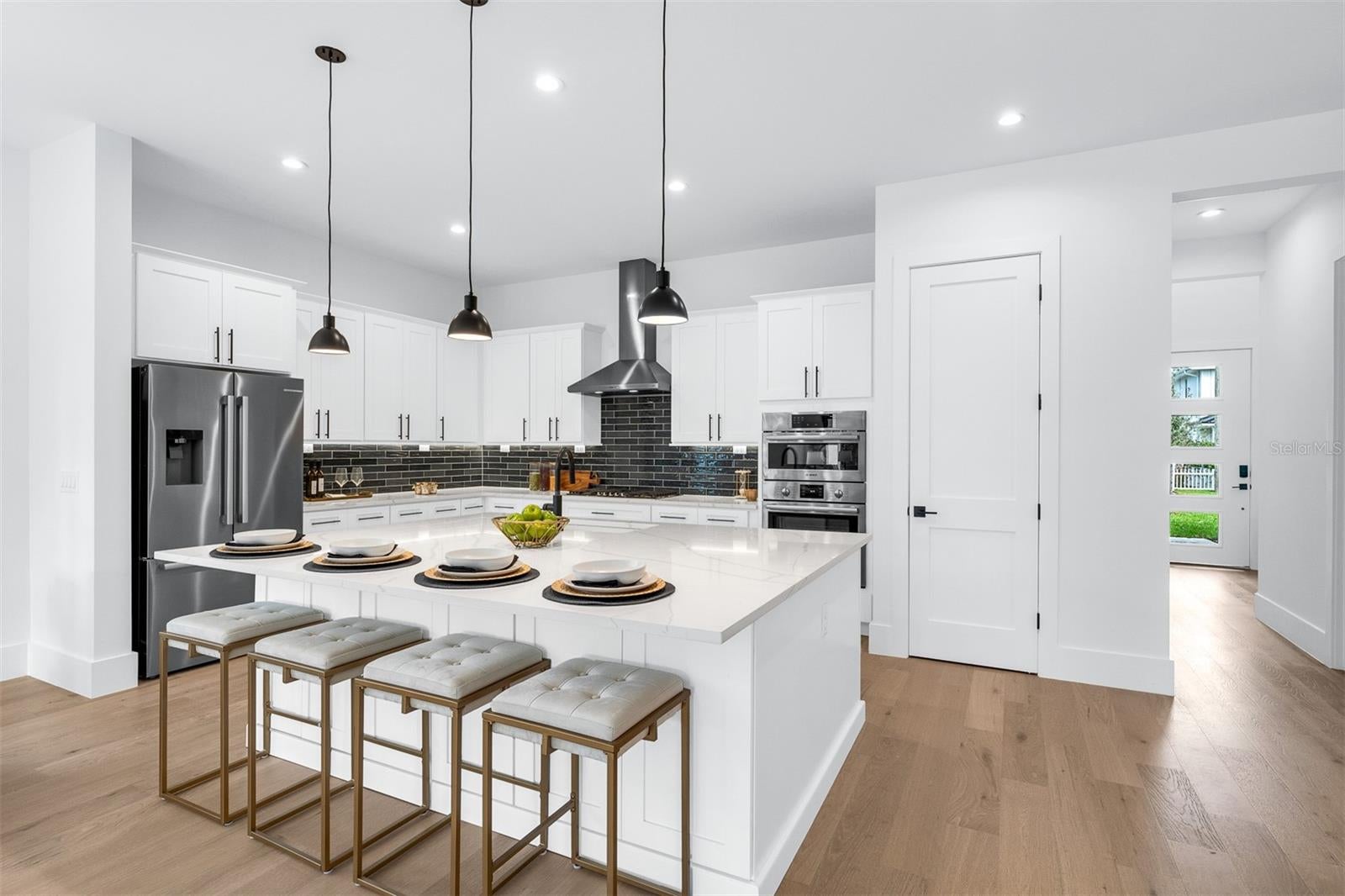 Orlando, Florida, 32804, United States, 4 Bedrooms Bedrooms, ,4 BathroomsBathrooms,Residential,Active,1992252